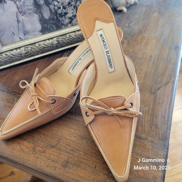 Manolo Blahnik Shoes - Manolo Blahnik Kitten Heel Mules with Bow